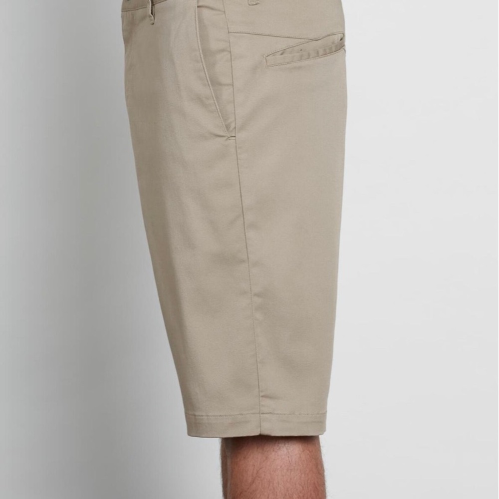 Shorts - Picture 7 of 8